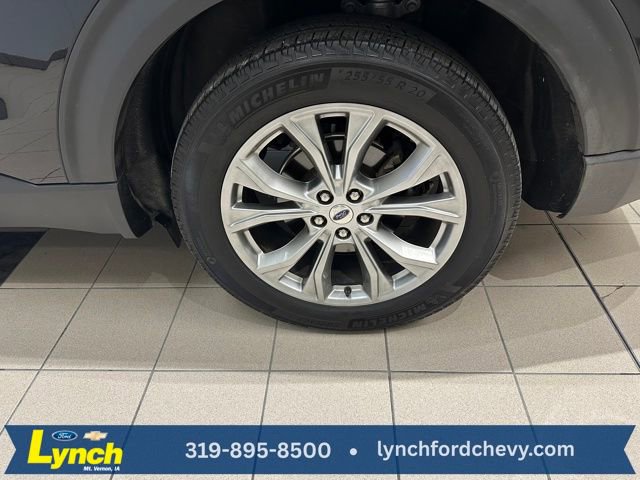 Used 2023 Ford Explorer XLT w/ Equipment Group 202A image 31