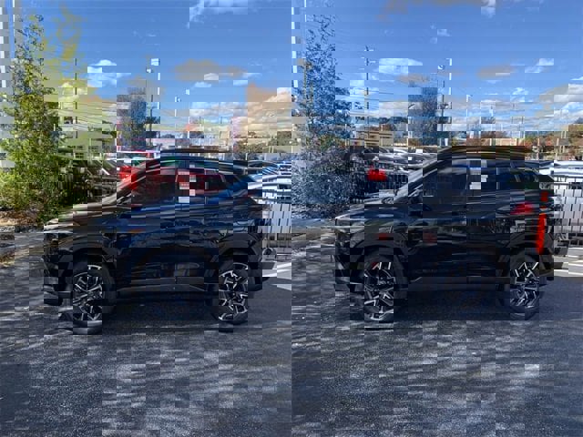 New 2026 Toyota Corolla Cross XLE image 5