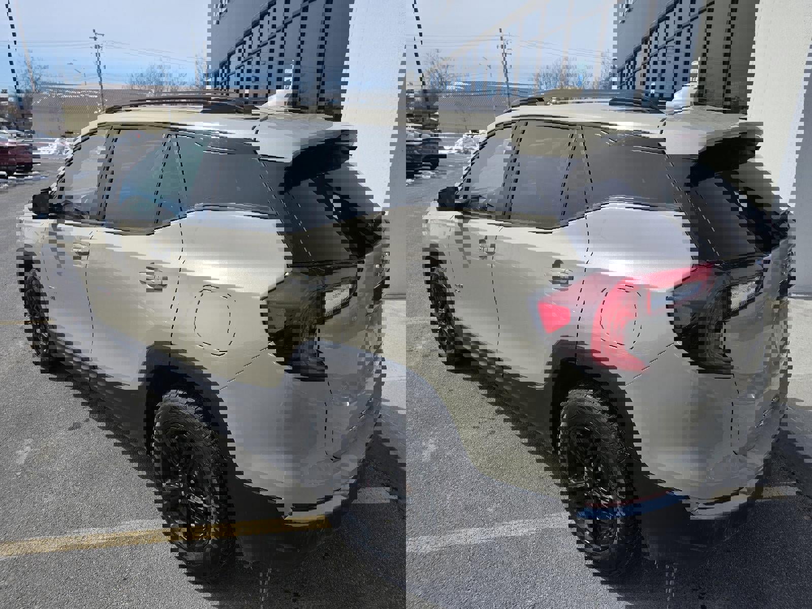 Used 2023 GMC Terrain AT4 image 3