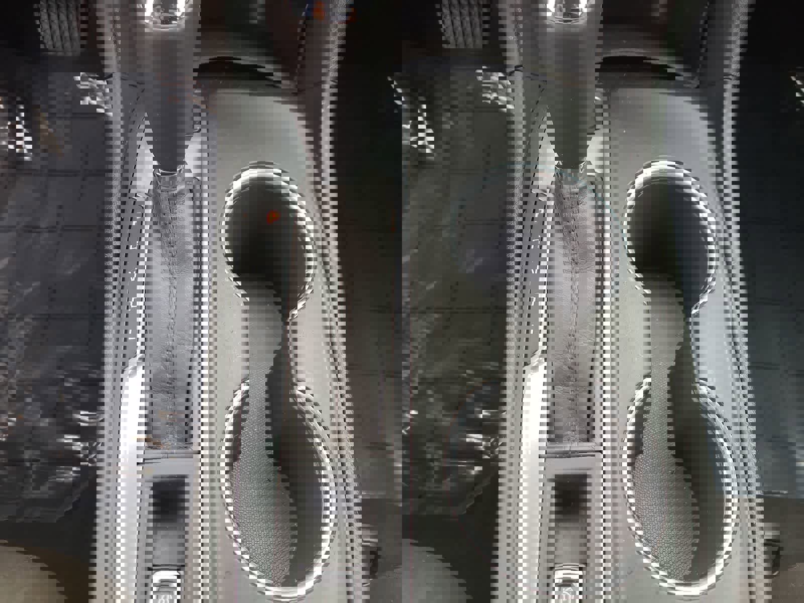 Used 2018 Chevrolet Equinox LT AWD/4WD image 25