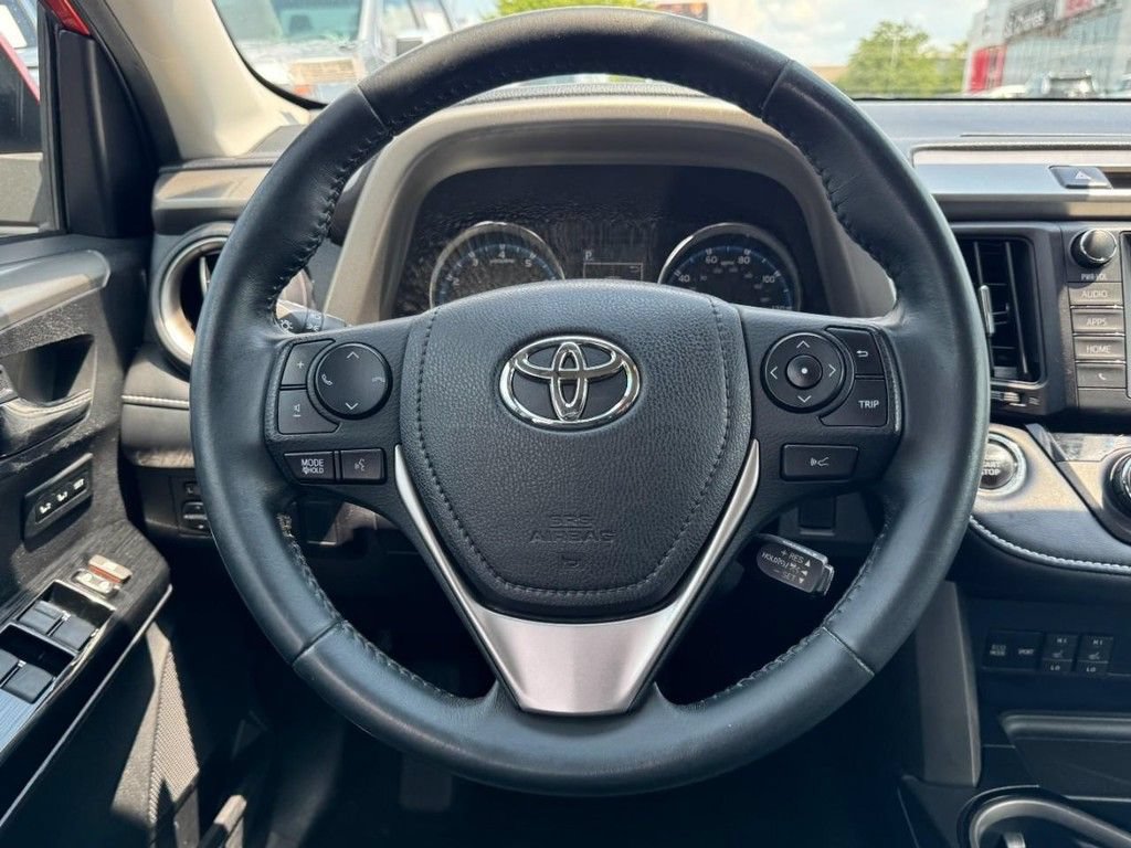 Used 2016 Toyota RAV4 Limited AWD/4WD image 13