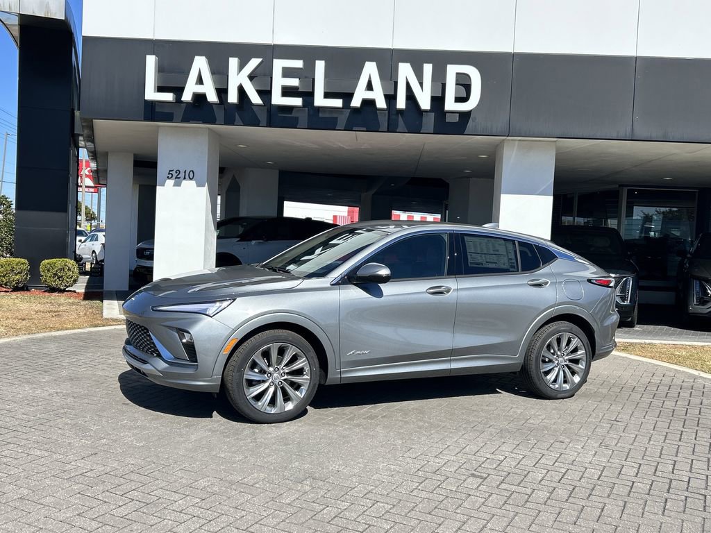 New 2026 Buick Envista Avenir image 2