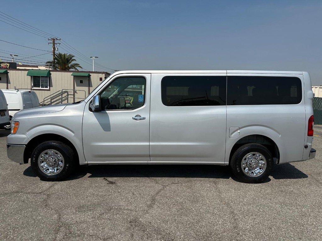 Used 2020 Nissan NV 3500 SV image 10