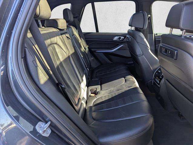 Used 2021 BMW X5 xDrive40i w/ M Sport Package image 19