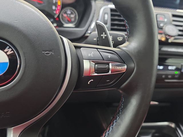 Used 2016 BMW M4 Convertible RWD image 14