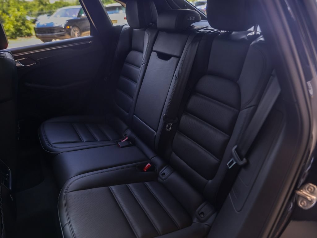 New 2026 Porsche Macan S AWD/4WD image 33