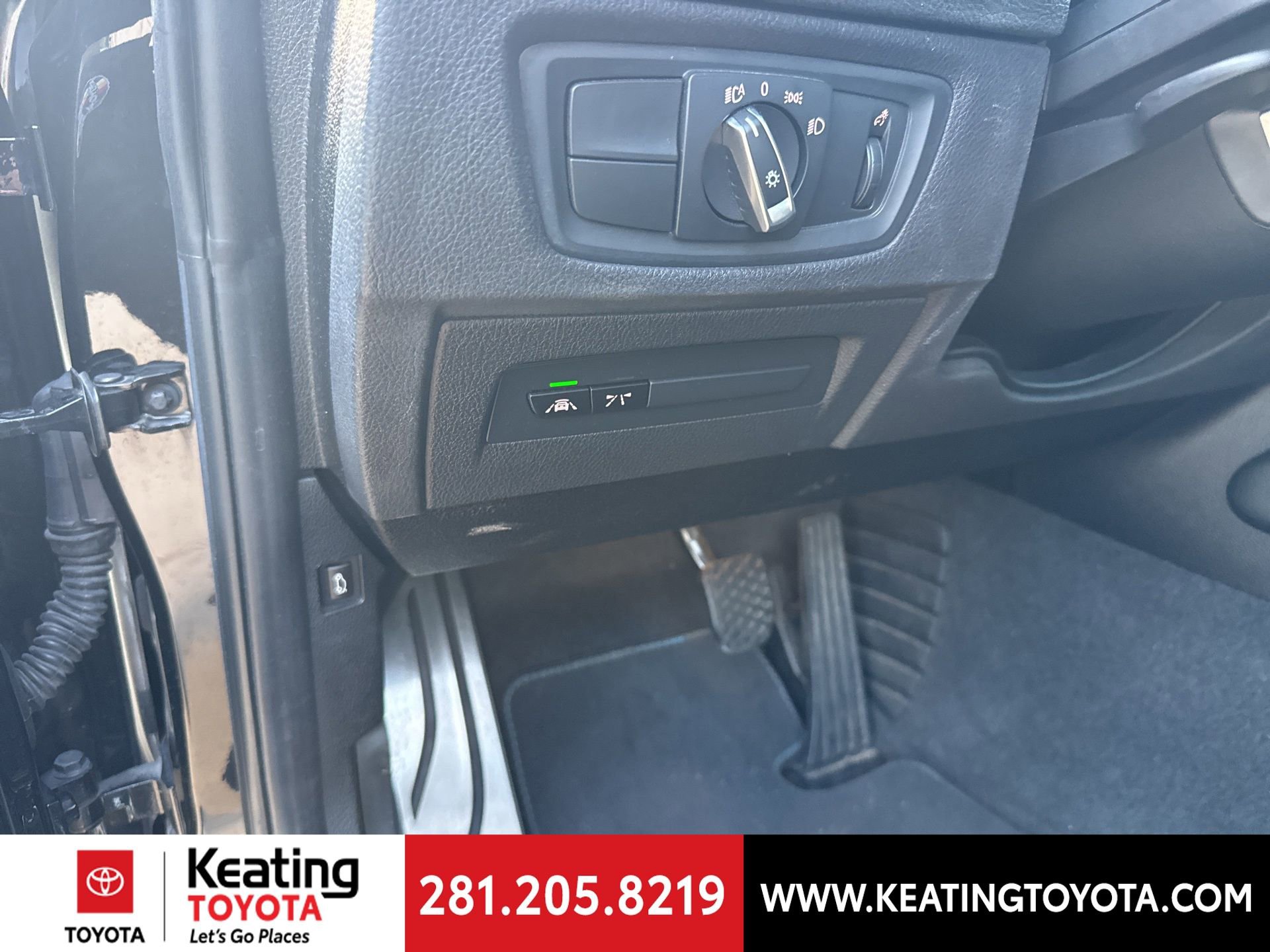 Used 2020 BMW M2 Competition w/ Executive Package RWD image 12