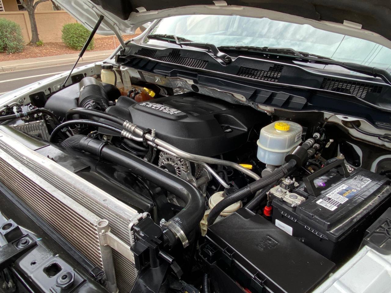 Used 2018 RAM 2500 Tradesman w/ Chrome Appearance Group image 17