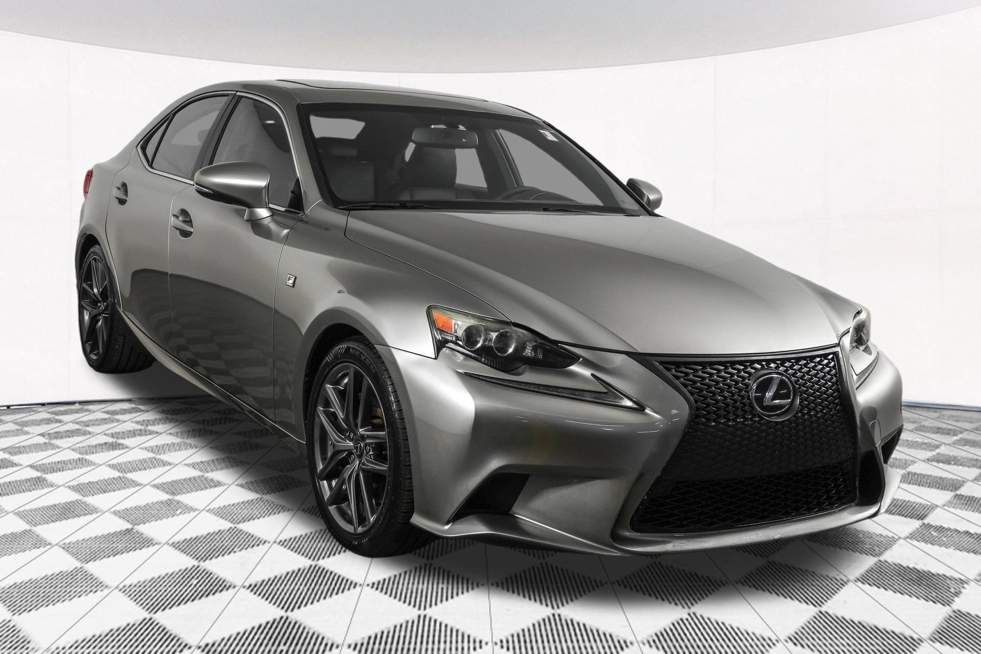 Used 2016 Lexus IS 200t w/ F Sport Package RWD image 11