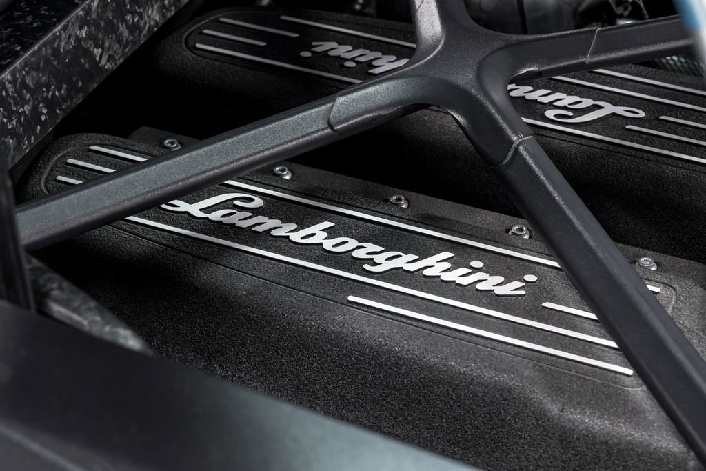 Used 2018 Lamborghini Huracan LP 580-2 image 54