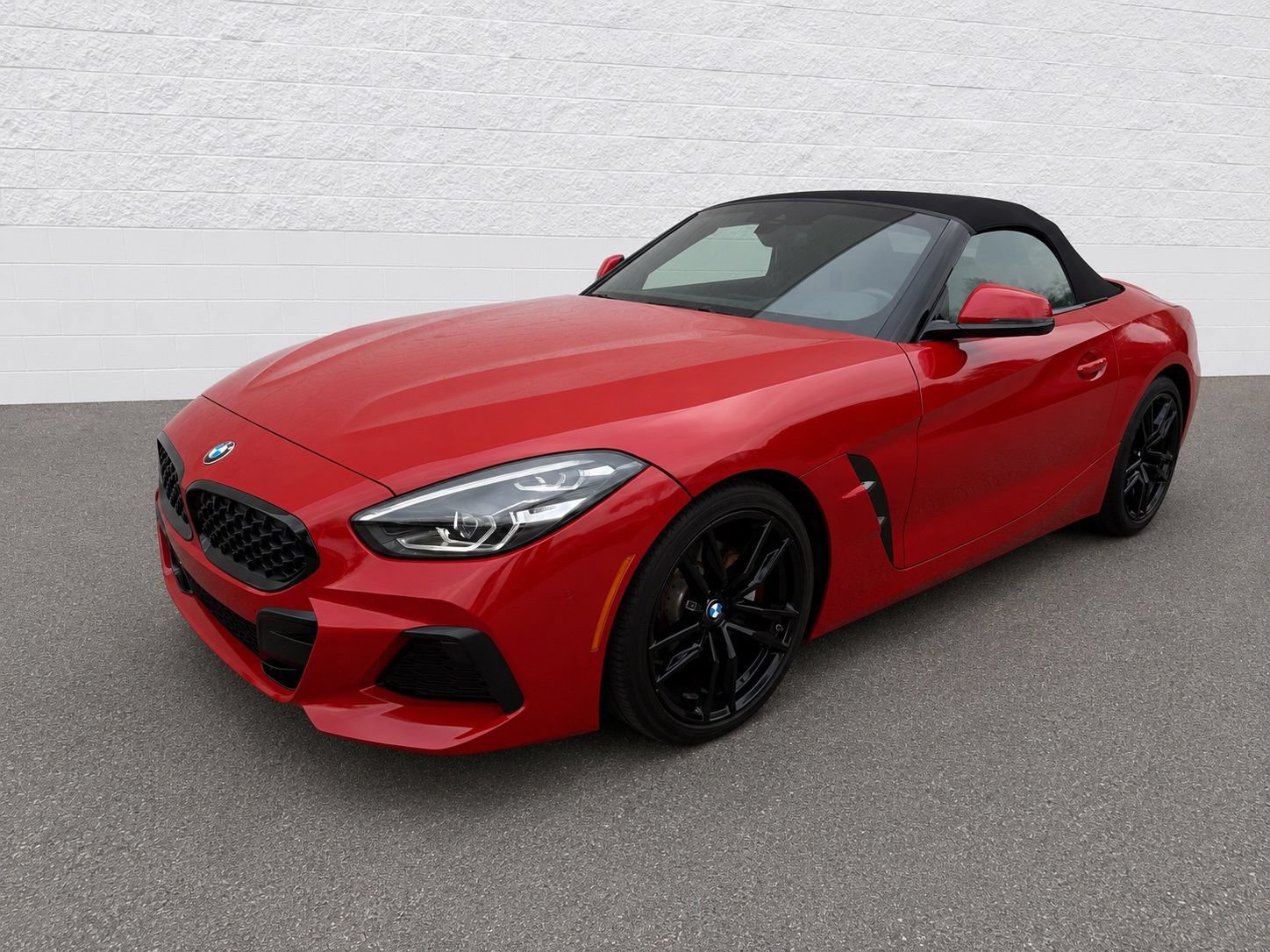 Used 2019 BMW Z4 sDrive30i w/ M Sport Package RWD image 1