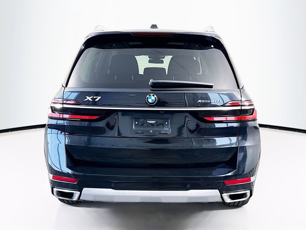 Used 2023 BMW X7 xDrive40i AWD/4WD image 6