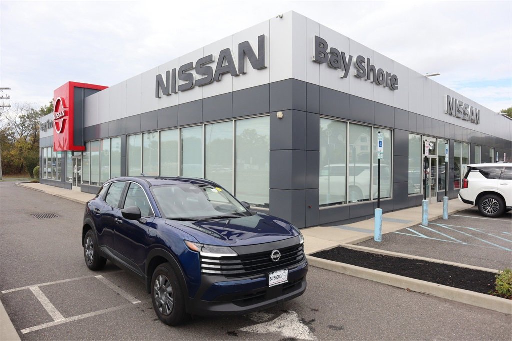 Certified 2025 Nissan Kicks S