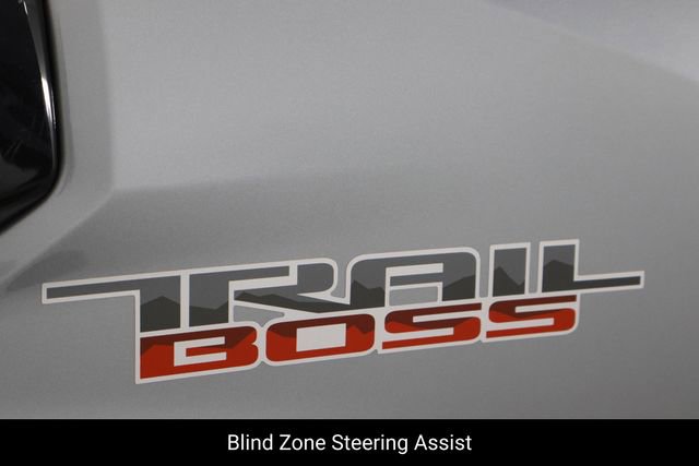 Used 2023 Chevrolet Colorado Trail Boss w/ Technology Package image 34