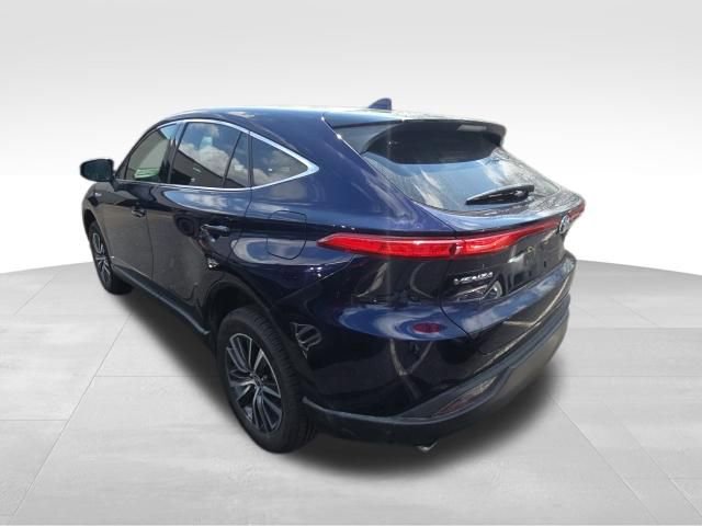 Used 2021 Toyota Venza LE image 4