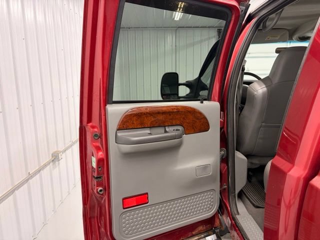 Used 2002 Ford F250 Lariat AWD/4WD image 12
