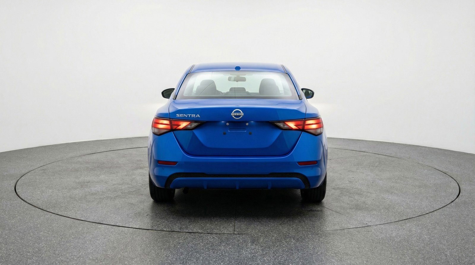 Used 2025 Nissan Sentra SV image 7