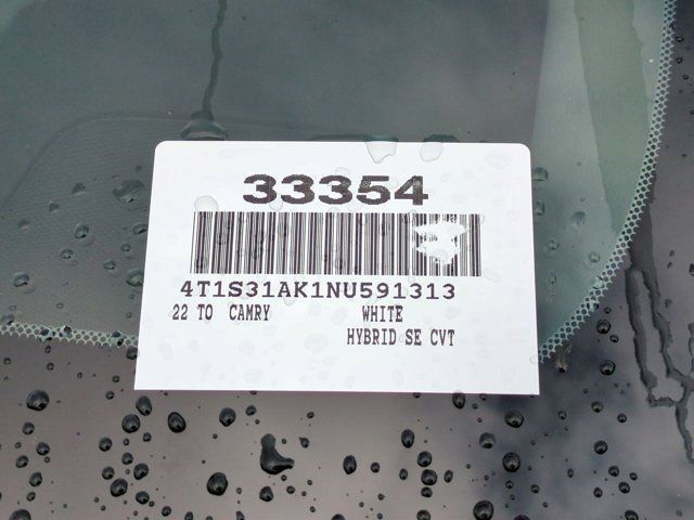 Certified 2022 Toyota Camry SE w/ Cold Weather Package image 18