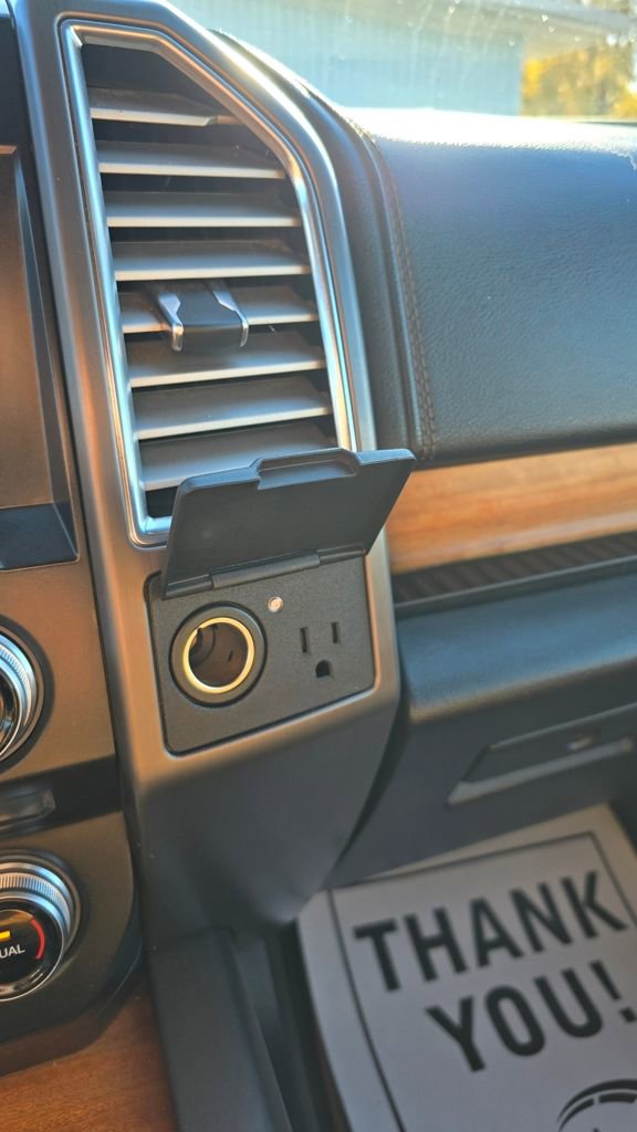 Used 2016 Ford F150 Limited w/ Trailer Tow Package image 27