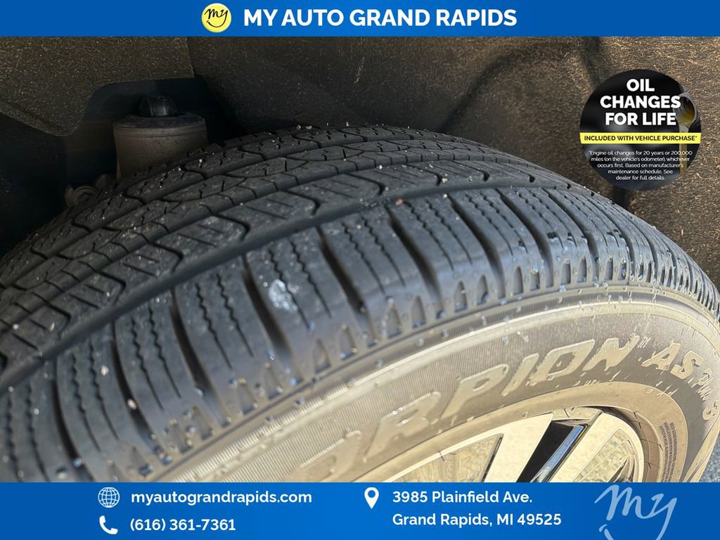 Used 2023 Volvo XC60 B5 Core AWD/4WD image 34