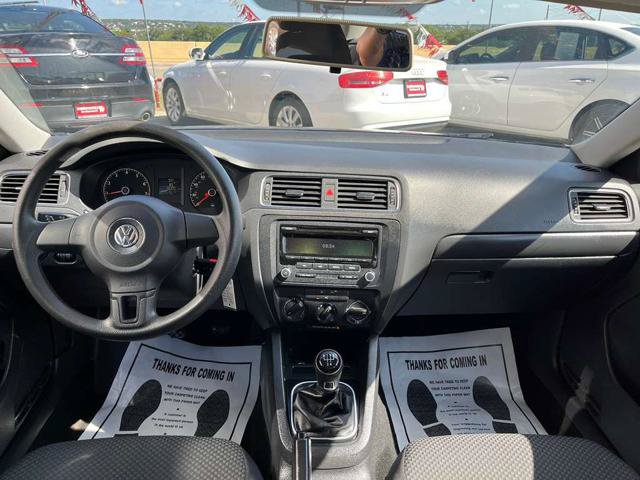 Used 2012 Volkswagen Jetta Sedan FWD image 12