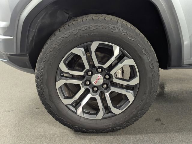 Used 2024 GMC Canyon AT4 w/ Canyon Safety Plus Package image 10