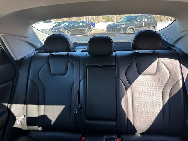 Used 2023 Hyundai Elantra Limited FWD image 39