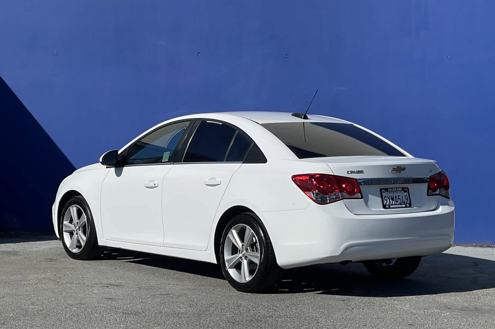 Used 2016 Chevrolet Cruze LT image 5