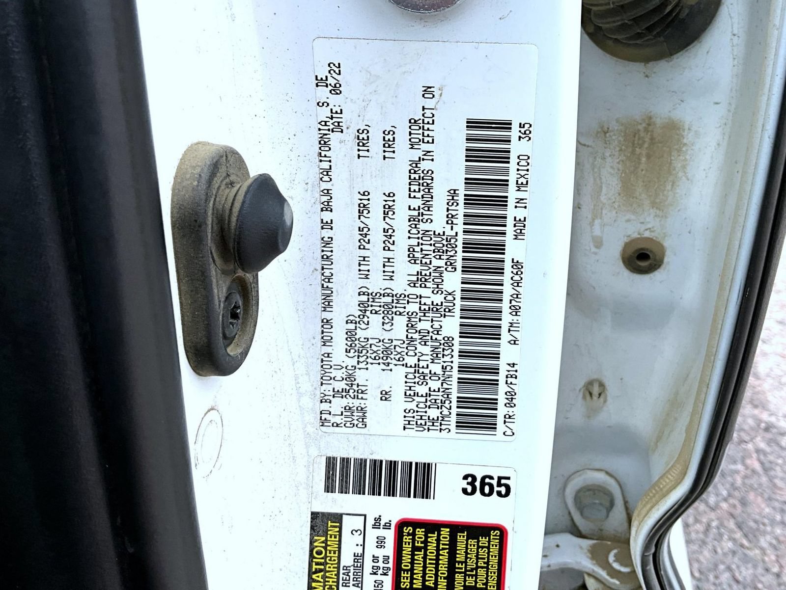 Used 2022 Toyota Tacoma SR AWD/4WD image 25