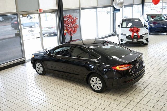 Used 2019 Ford Fusion S image 46
