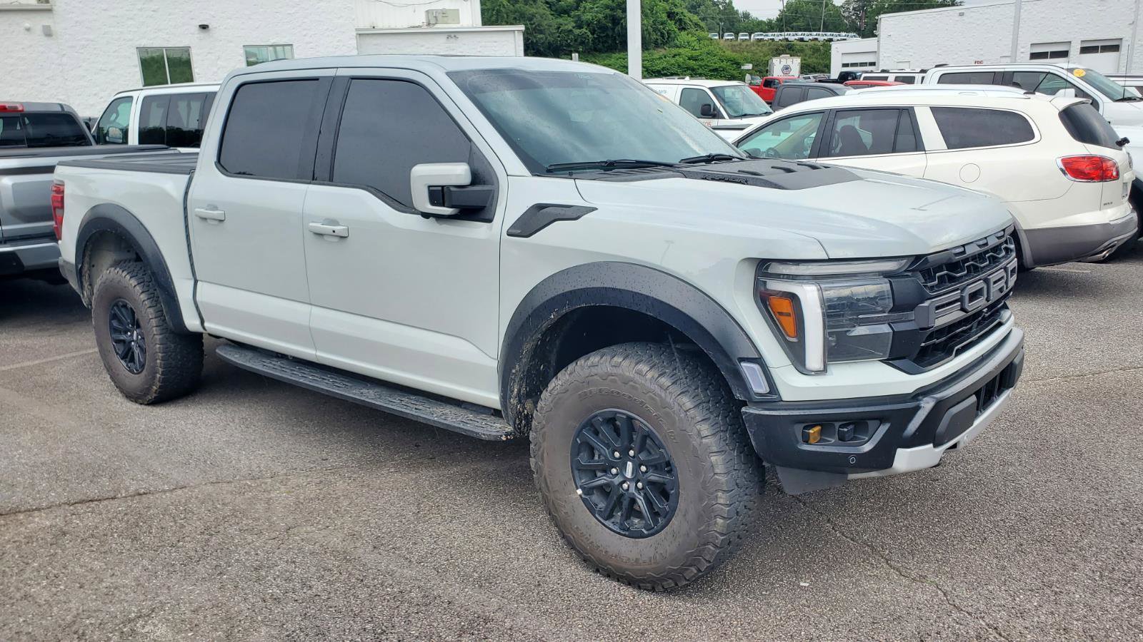 Used 2024 Ford F150 Raptor AWD/4WD image 2