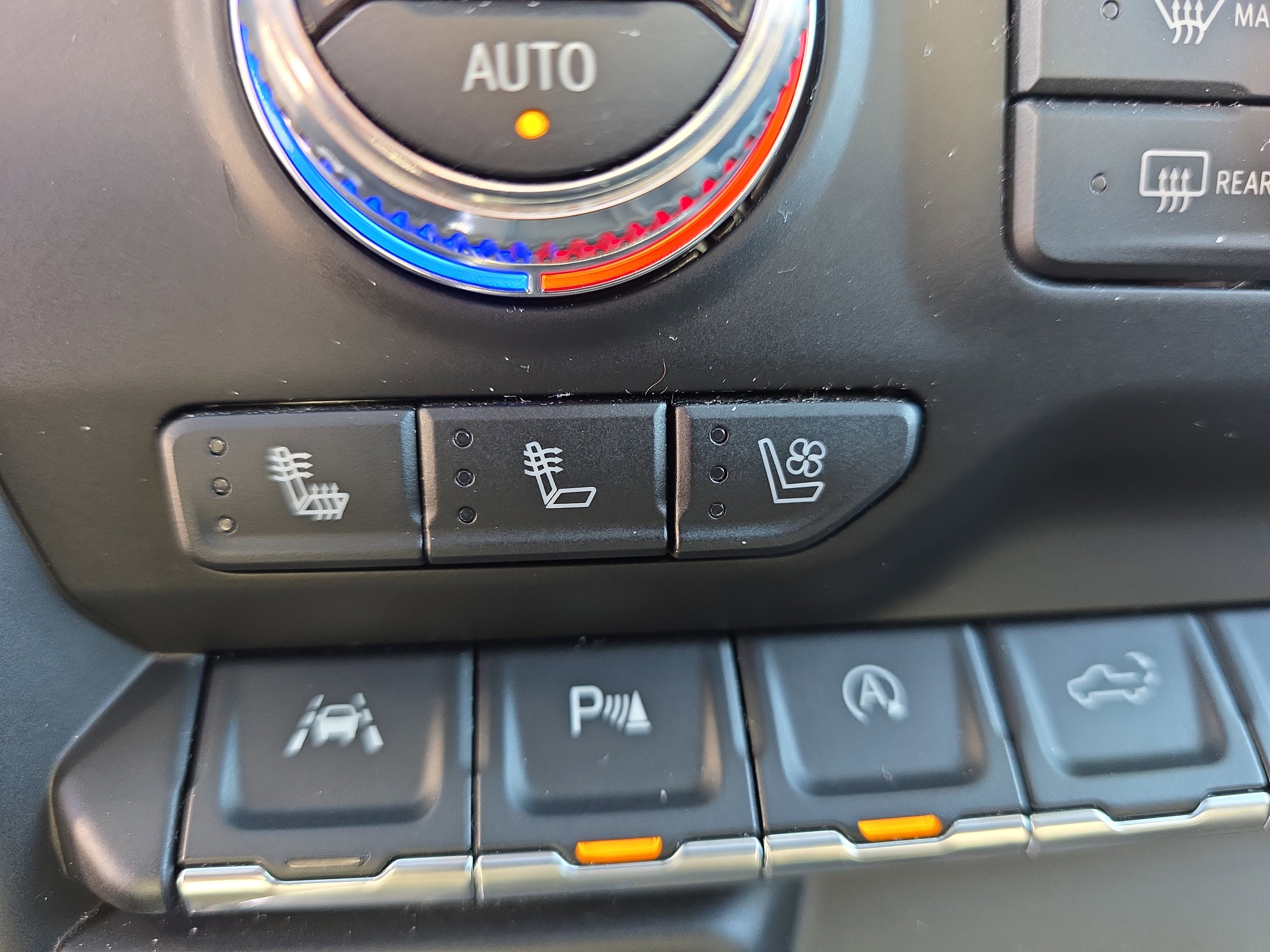 Used 2019 GMC Sierra 1500 SLT w/ SLT Premium Plus Package image 28