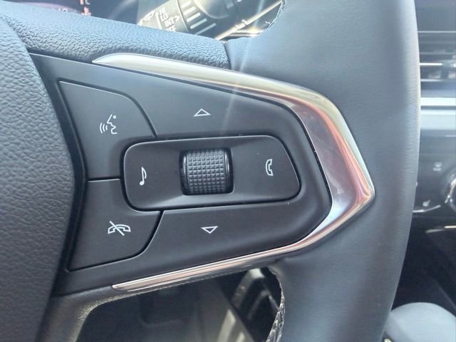Used 2025 Chevrolet Trax LT w/ Driver Confidence Package FWD image 11