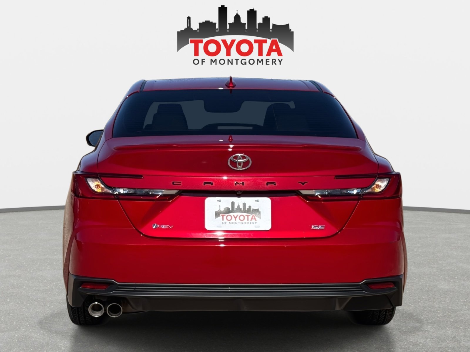 Used 2025 Toyota Camry SE w/ Multimedia Upgrade Package image 4