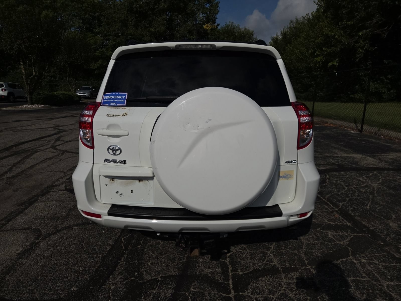 Used 2012 Toyota RAV4 4WD w/ Value Pkg image 8
