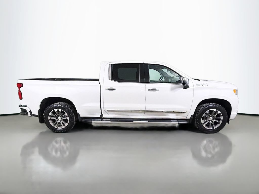 Used 2022 Chevrolet Silverado 1500 High Country w/ Z71 Off-Road Package AWD/4WD image 5