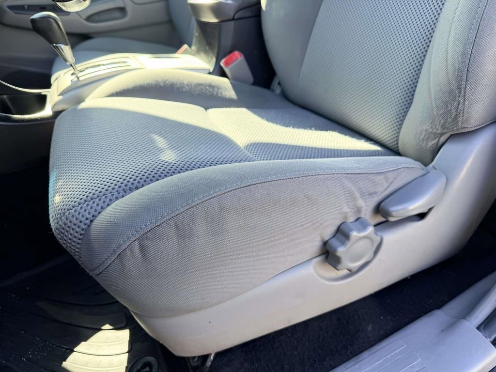 Used 2014 Toyota Tacoma PreRunner w/ TRD Sport Package image 18