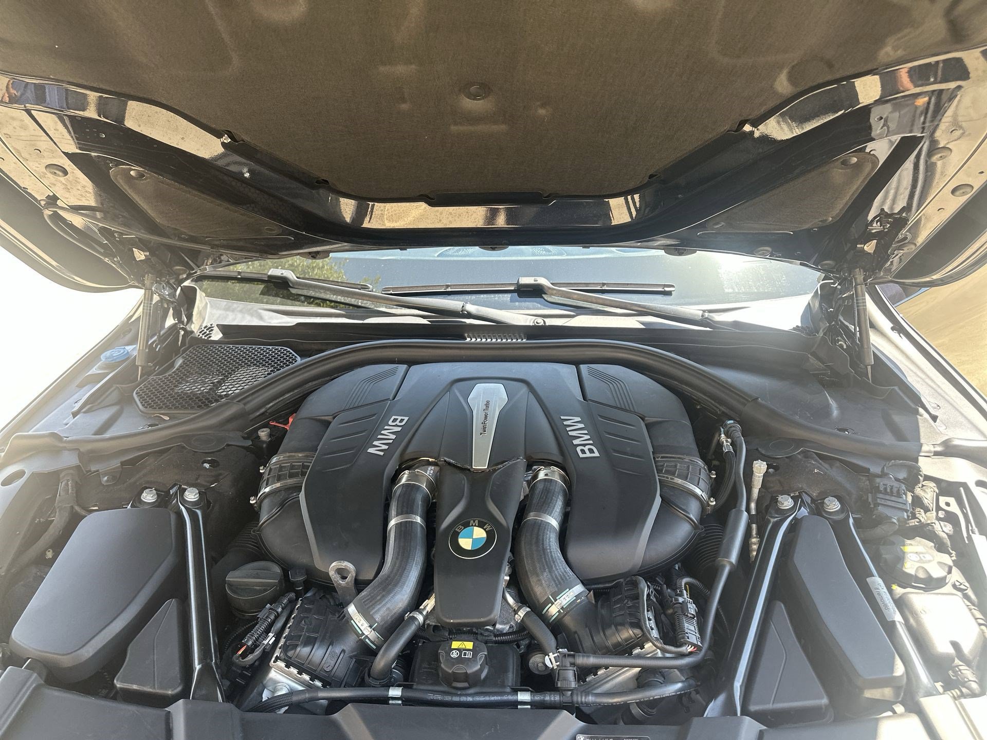 Used 2018 BMW 750i xDrive AWD/4WD image 19