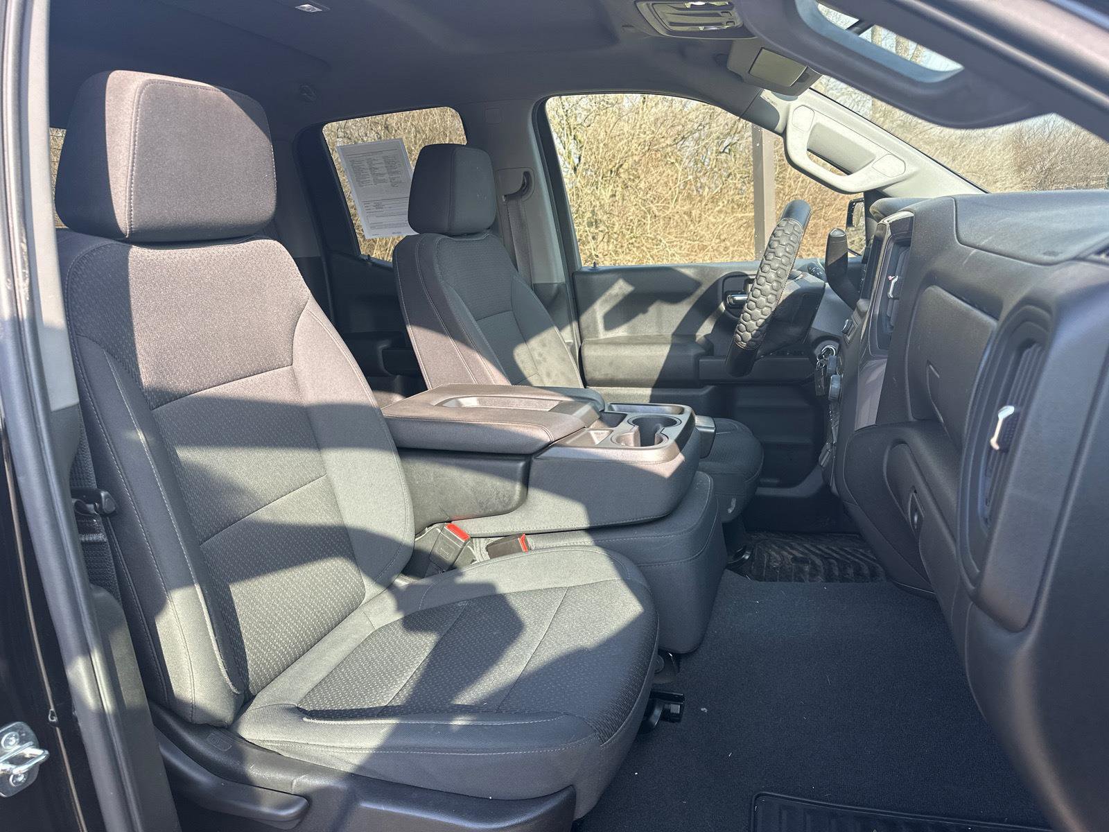 Used 2022 Chevrolet Silverado 1500 Custom AWD/4WD image 19