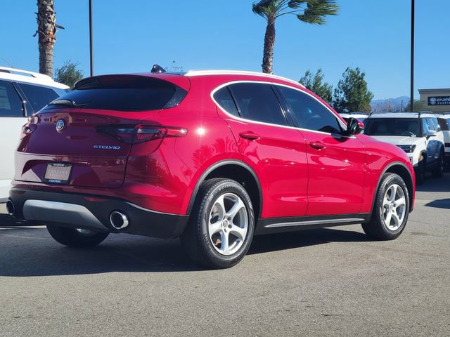 Used 2019 Alfa Romeo Stelvio image 2