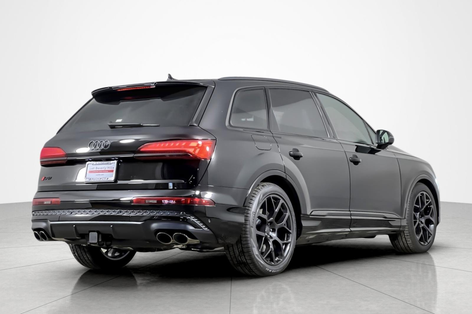 New 2026 Audi SQ7 Premium Plus AWD/4WD image 6