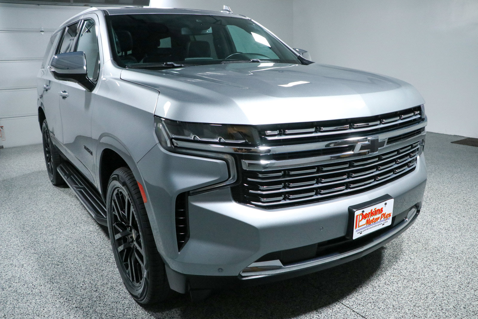 Used 2023 Chevrolet Tahoe Premier w/ Max Trailering Package AWD/4WD image 5