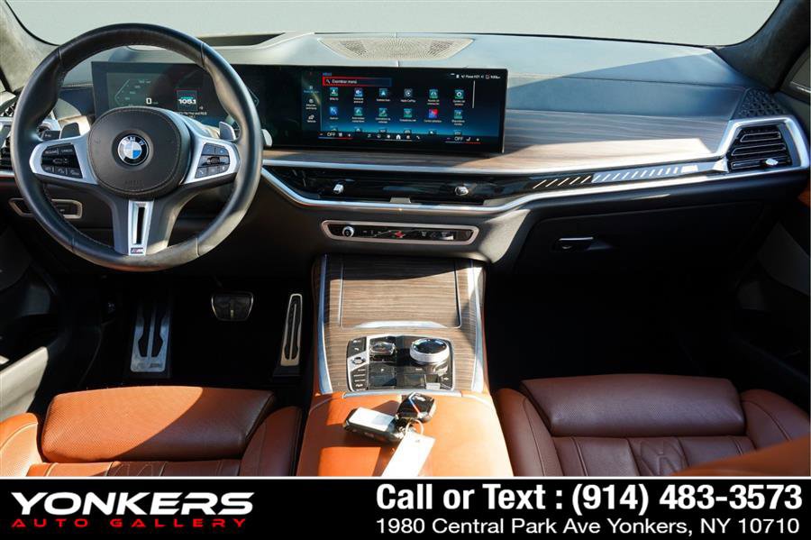 Used 2024 BMW X7 M60i w/ Executive Package image 28