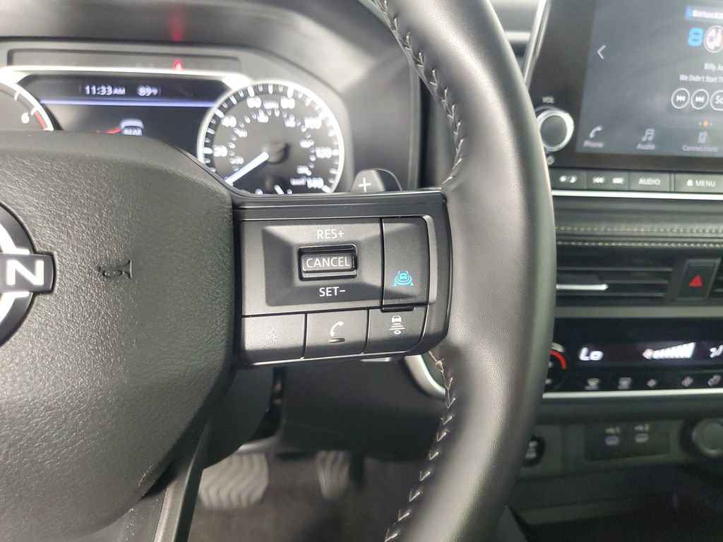 Used 2025 Nissan Rogue SV FWD image 25