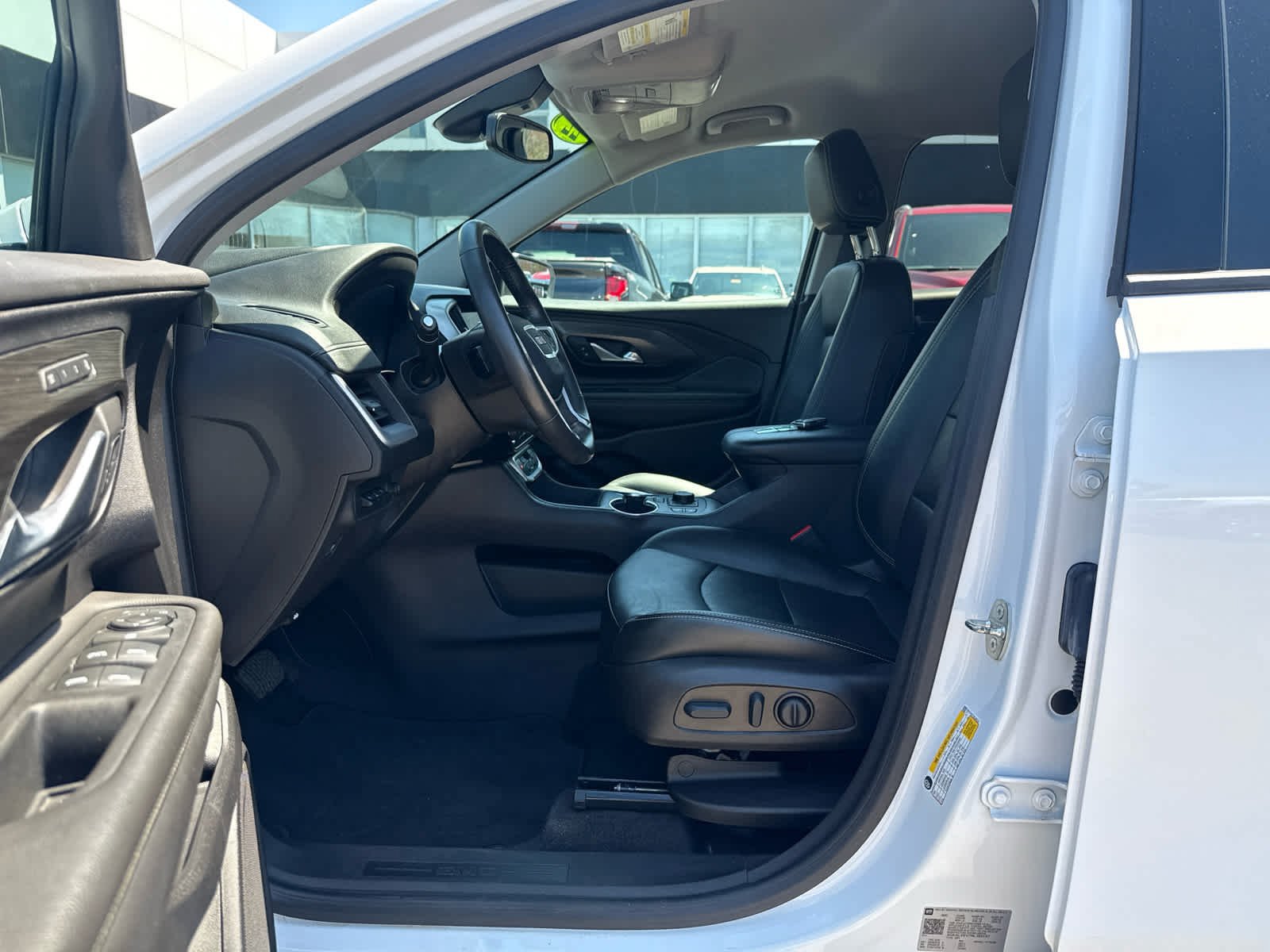 Certified 2022 GMC Terrain SLT w/ Tech Package AWD/4WD image 14
