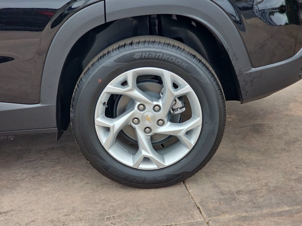 New 2026 Chevrolet Trax LS w/ LS Convenience Package FWD image 36