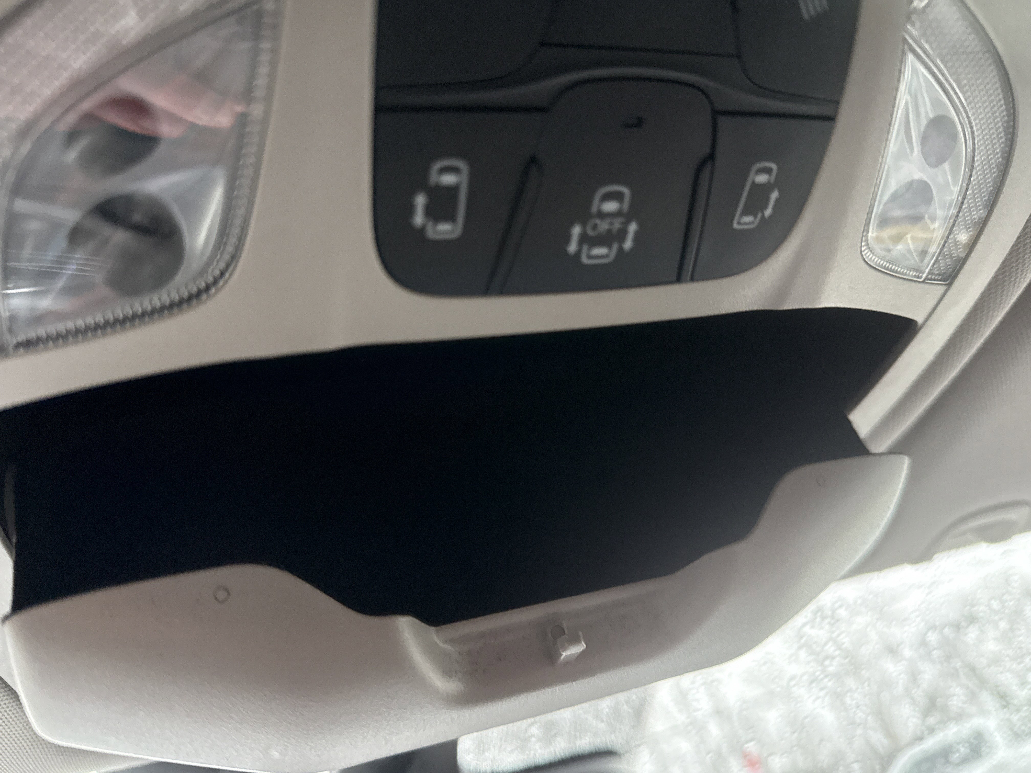 Used 2022 Chrysler Pacifica Touring-L image 25