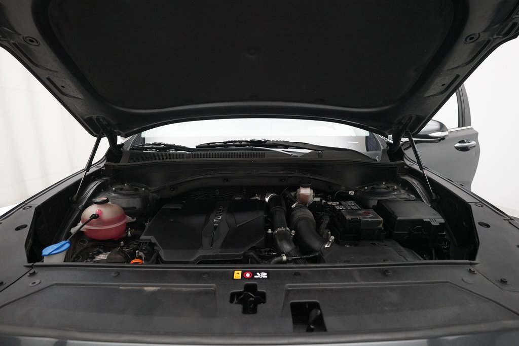 Used 2021 Hyundai Santa Fe Limited image 3