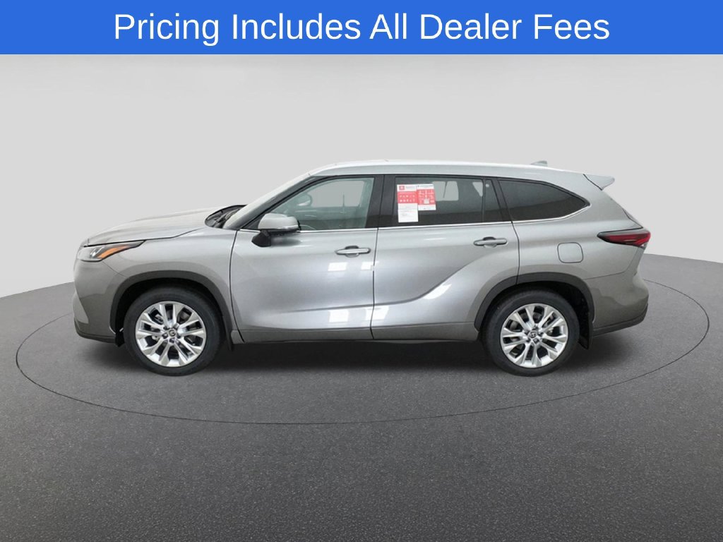 New 2026 Toyota Highlander Limited AWD/4WD image 3