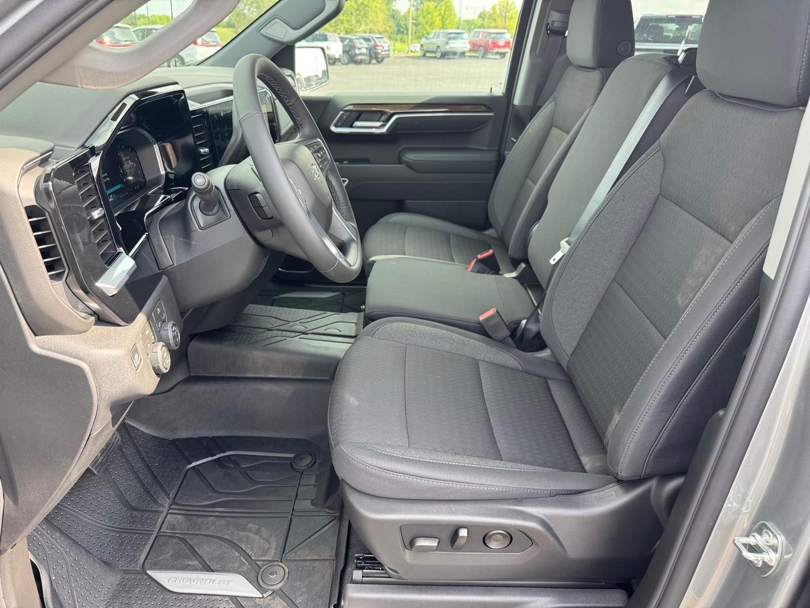New 2026 Chevrolet Silverado 1500 RST w/ RST Select Package AWD/4WD image 6